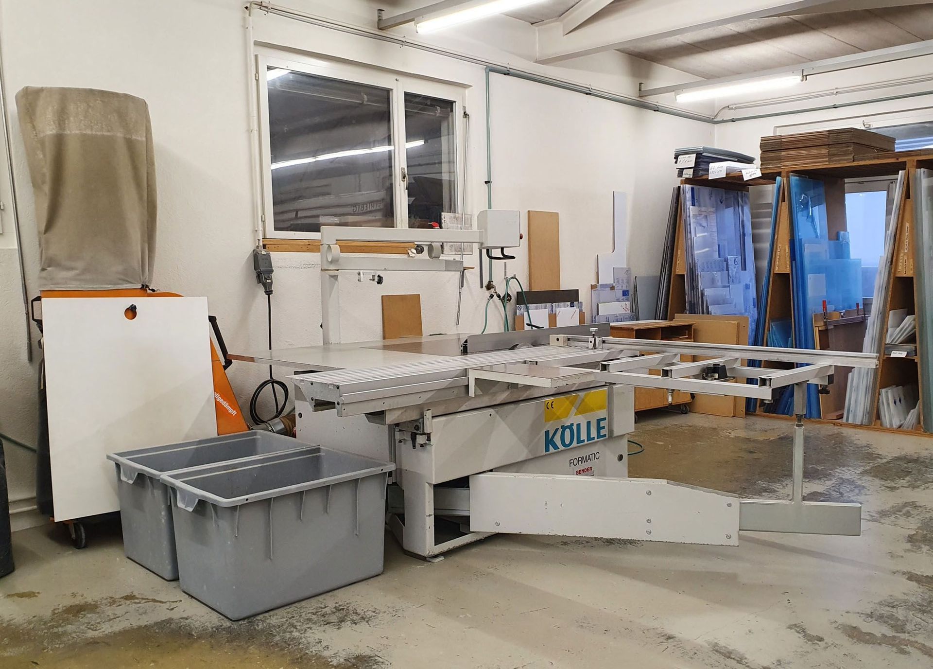 Kreissäge - GB Plex AG – Kunststoffverarbeitung – Oberwil – Region Basel