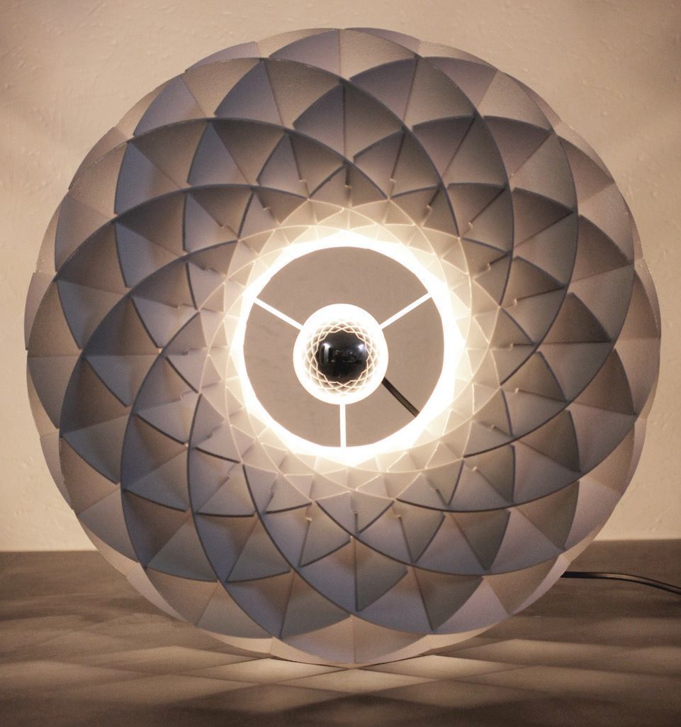 Lampe - GB Plex AG – Kunststoffverarbeitung – Oberwil – Region Basel