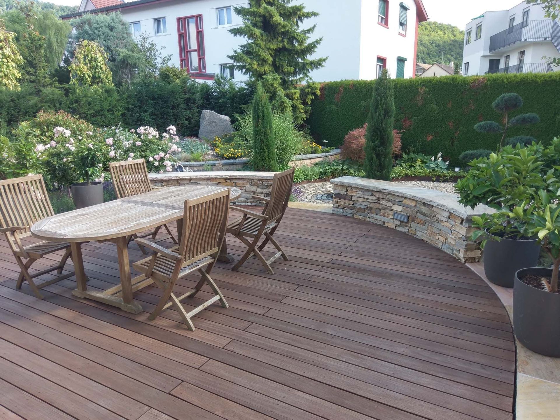 Gartenbau - Holzböden - Madano in Laufen