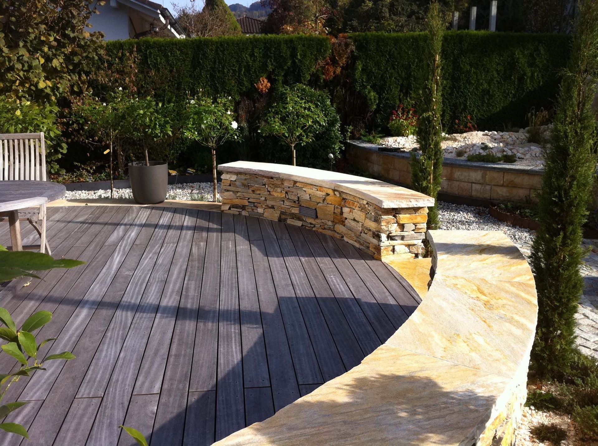 Gartenbau - Holzböden - Madano in Laufen