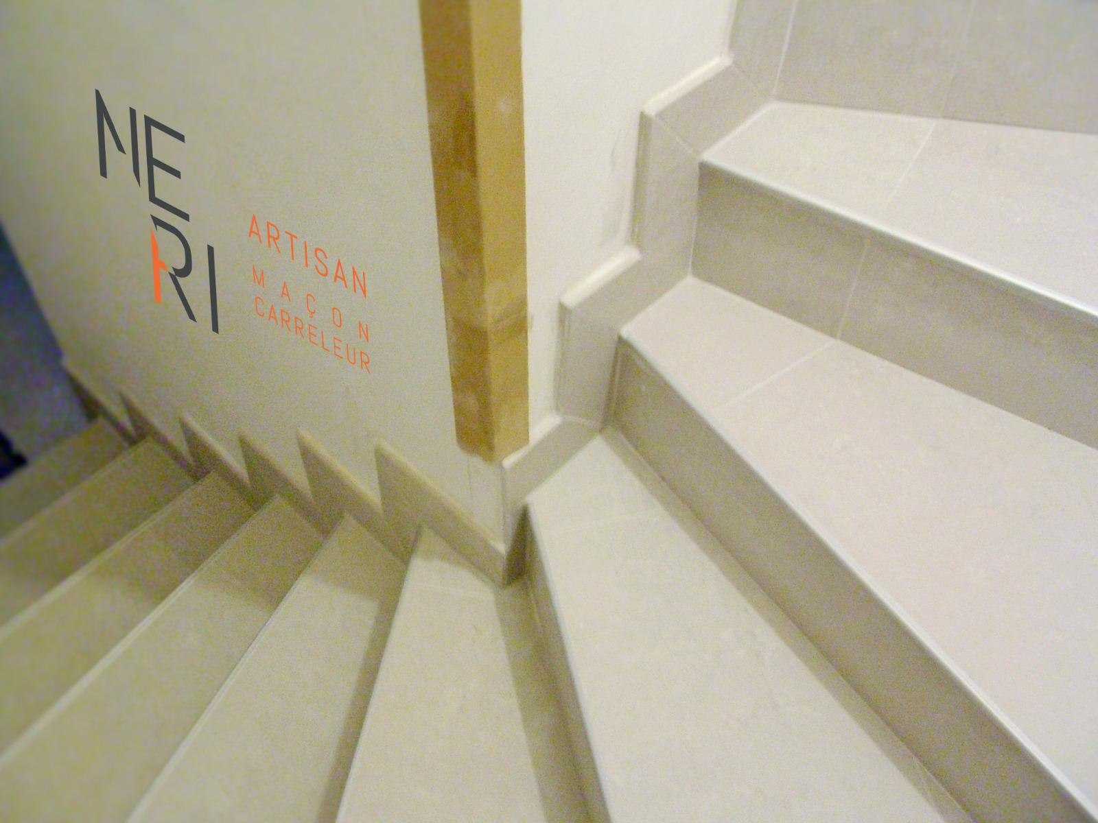 Escalier en carrelage