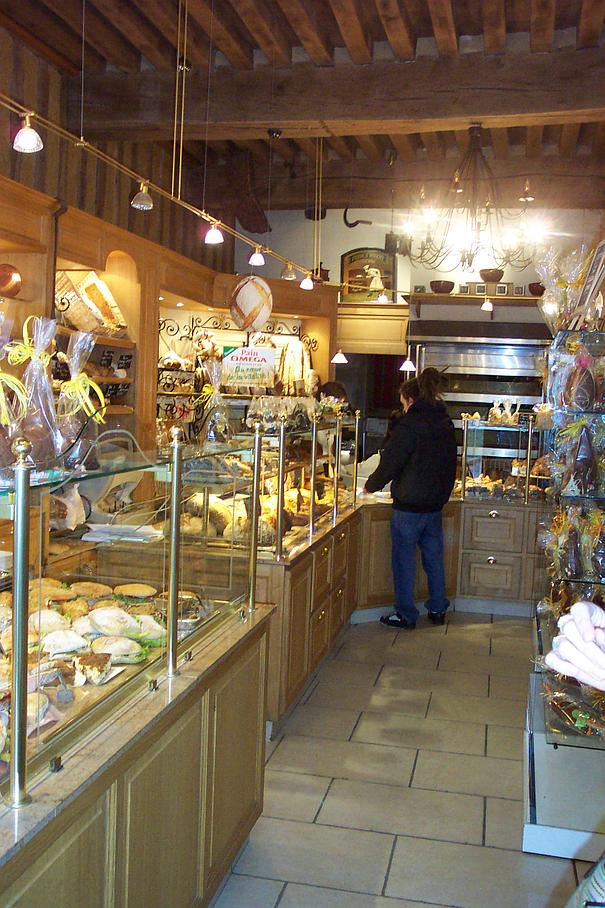 Vitrine boulangerie après