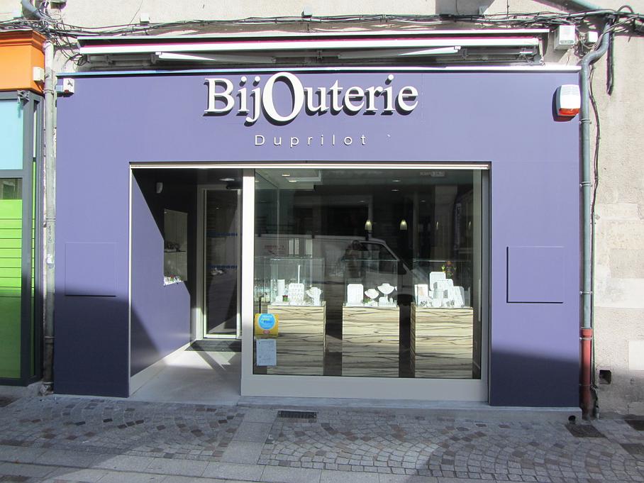 Façade boutique après