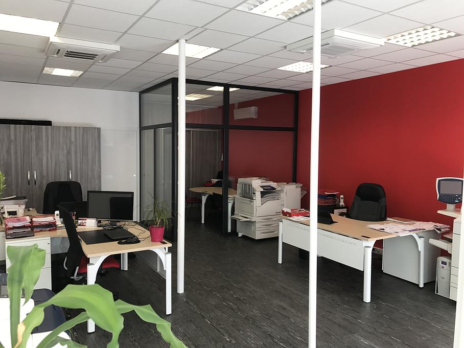 Bureaux après