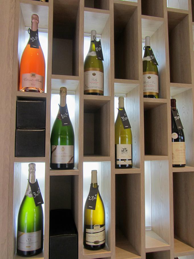 Zoom agencement cave