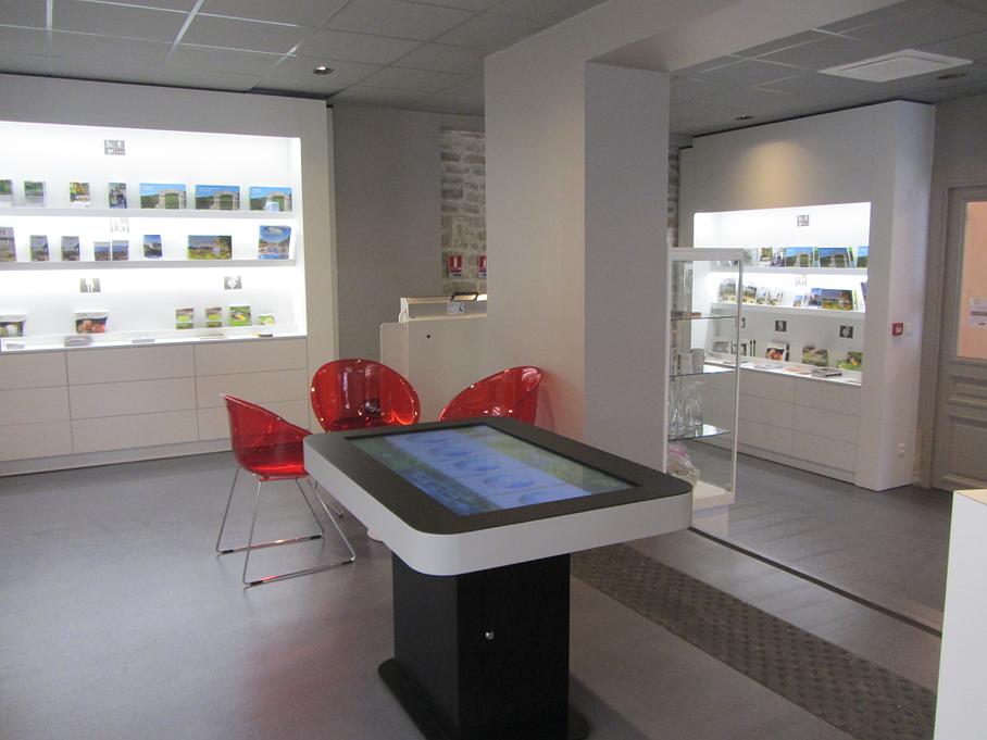 Office de tourisme après agencement