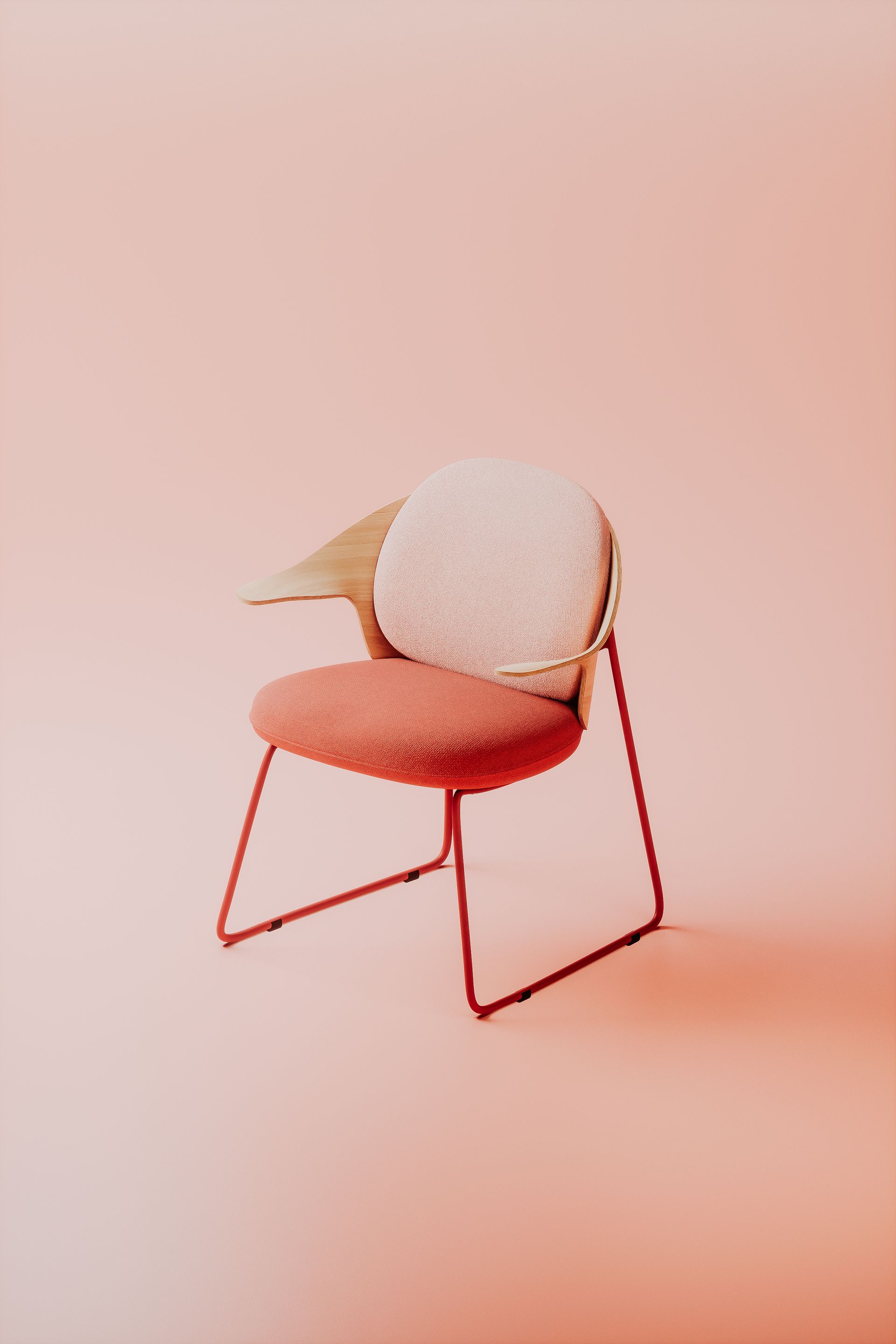 Moderner Stuhl in Rosa mit Holzarmlehnen vor rosanem Hintergrund.