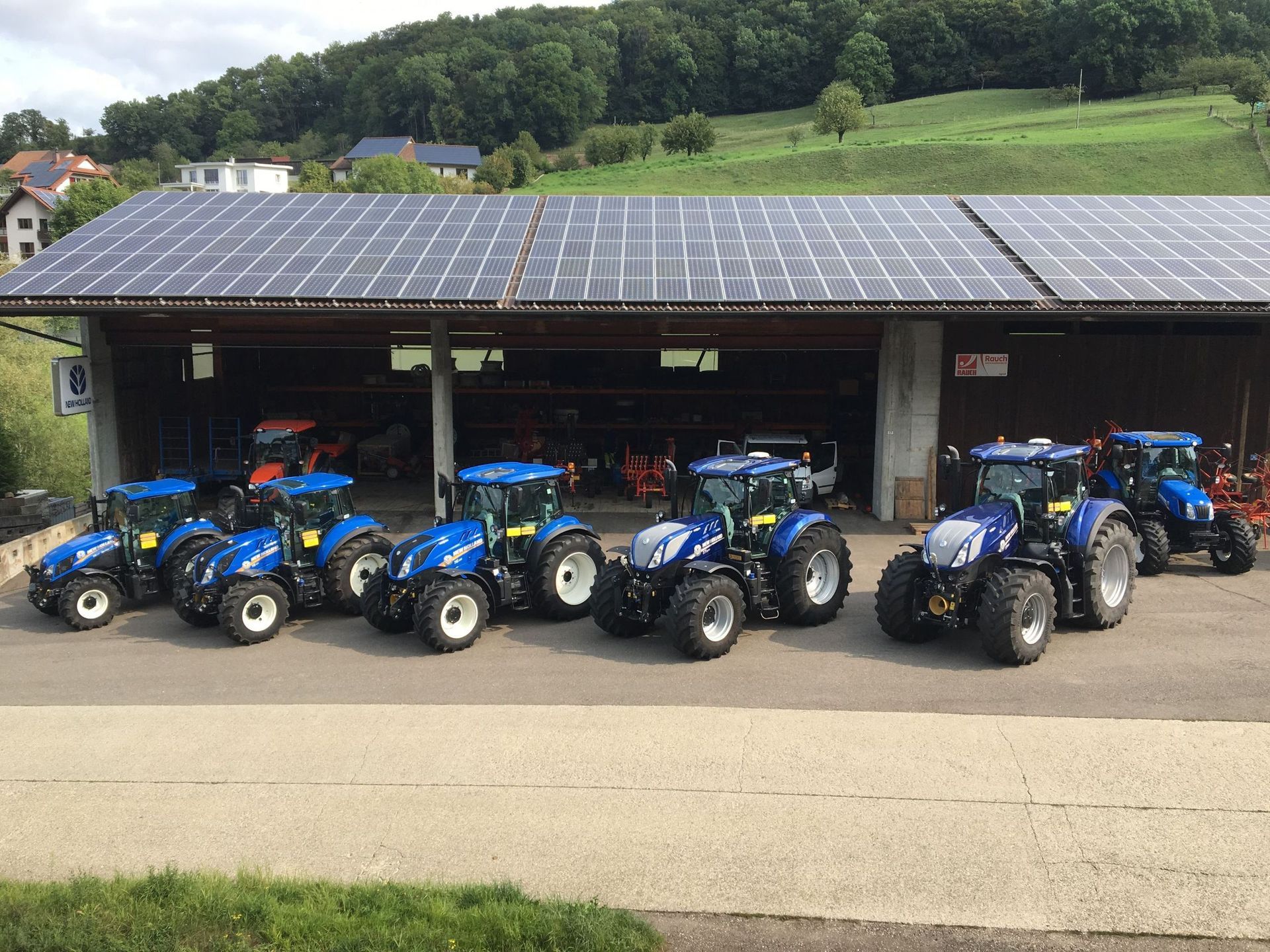 Niklaus Landtechnik Landmaschinen Traktoren
