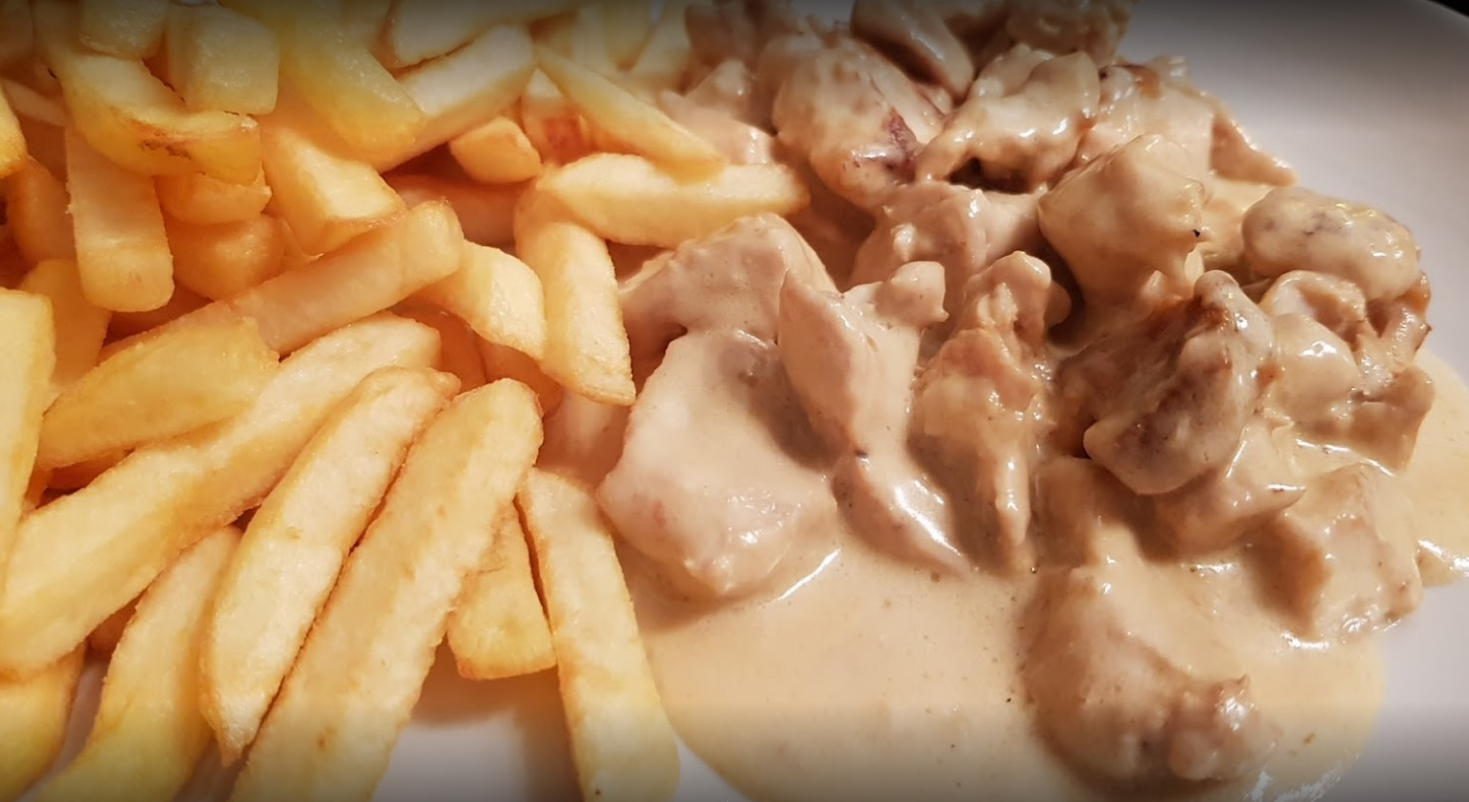 Aiguillettes de poulet et frittes