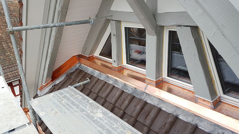 Spezielle Übergänge und Anschlüsse an Fenster...