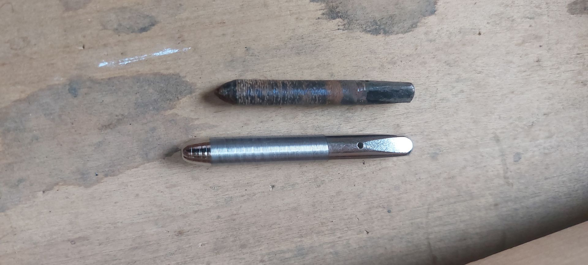 Outils pour la restauration d'un piano