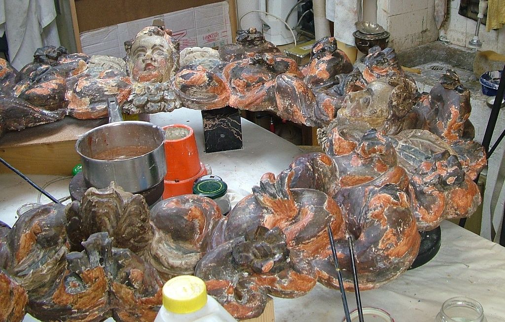 cadre bois sculpté- pose de l'assiette