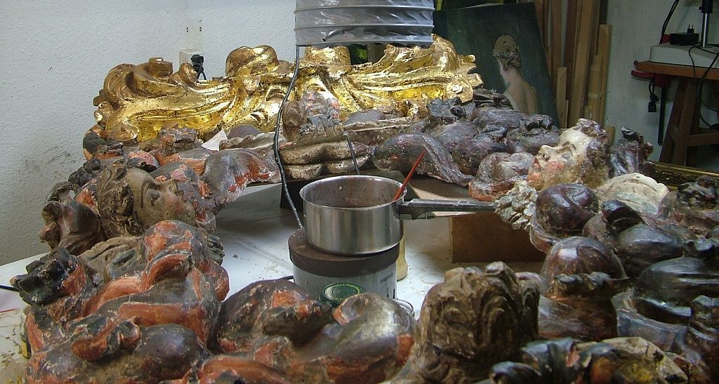 cadre bois sculpté- dorure à la feuille