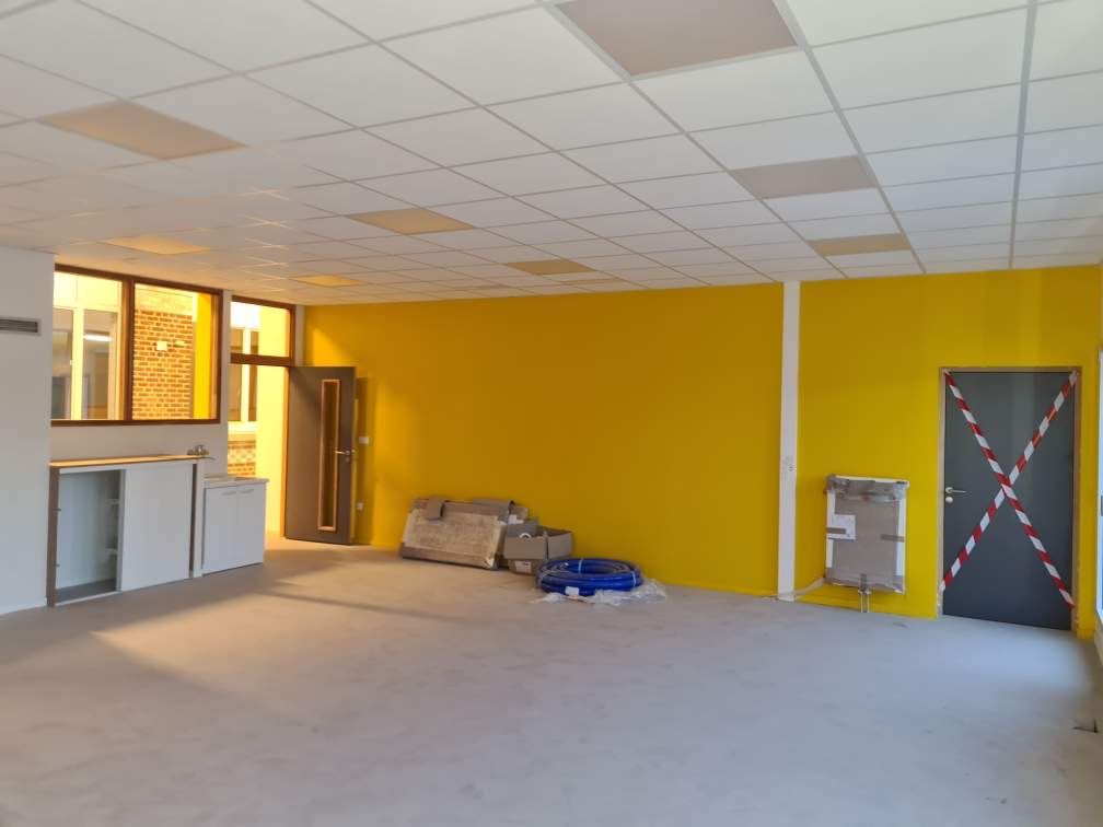 Mur intérieur jaune
