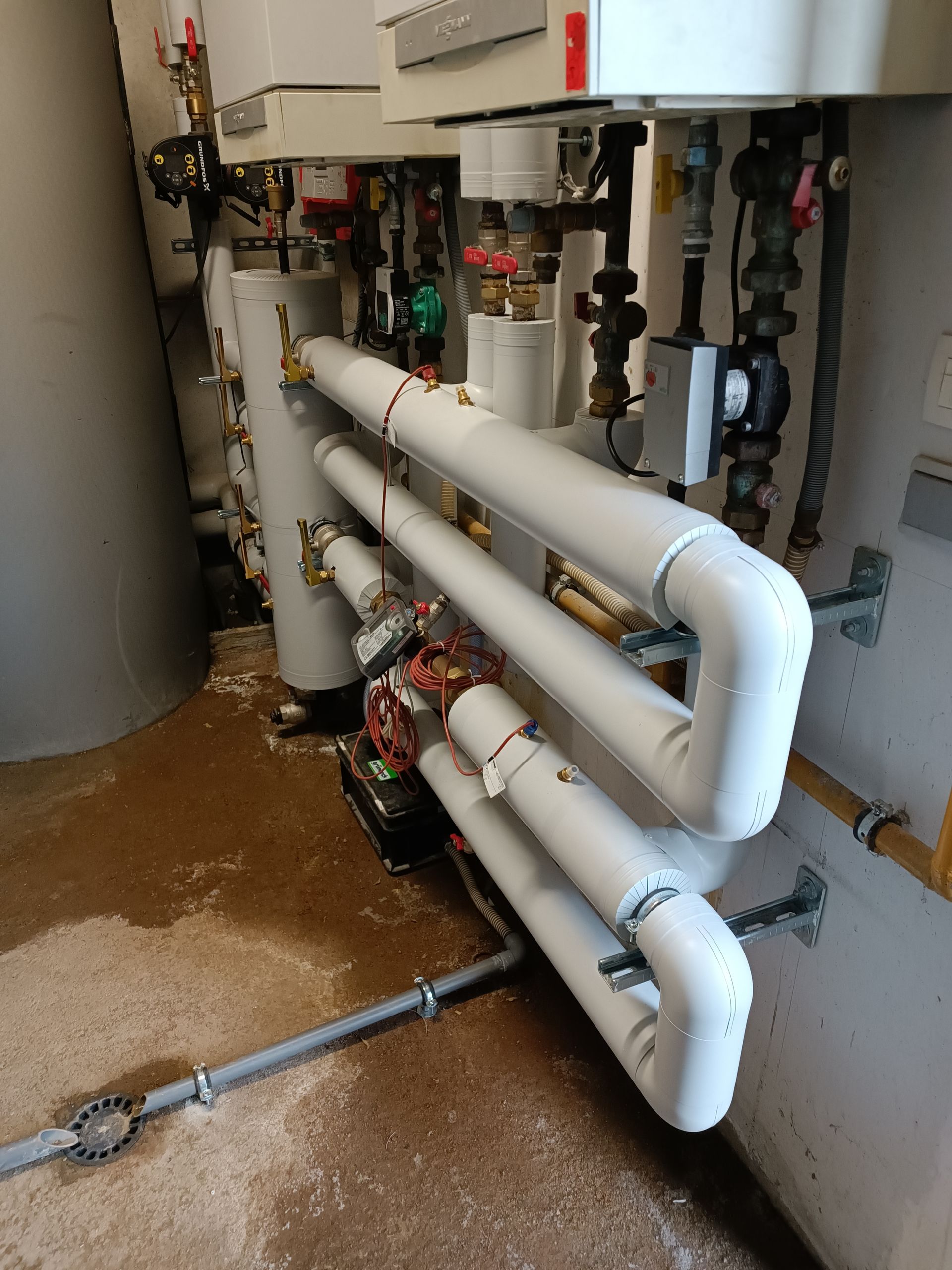 Isloation avec feuille de PVC à autoenroulement