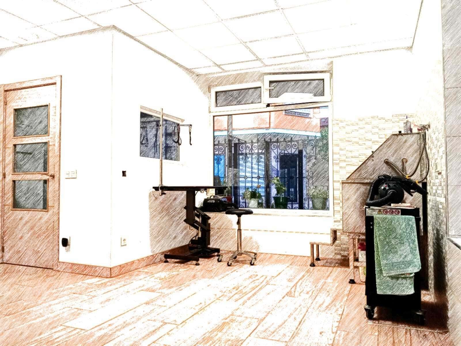 Un dibujo de una habitación con una mesa y una ventana.