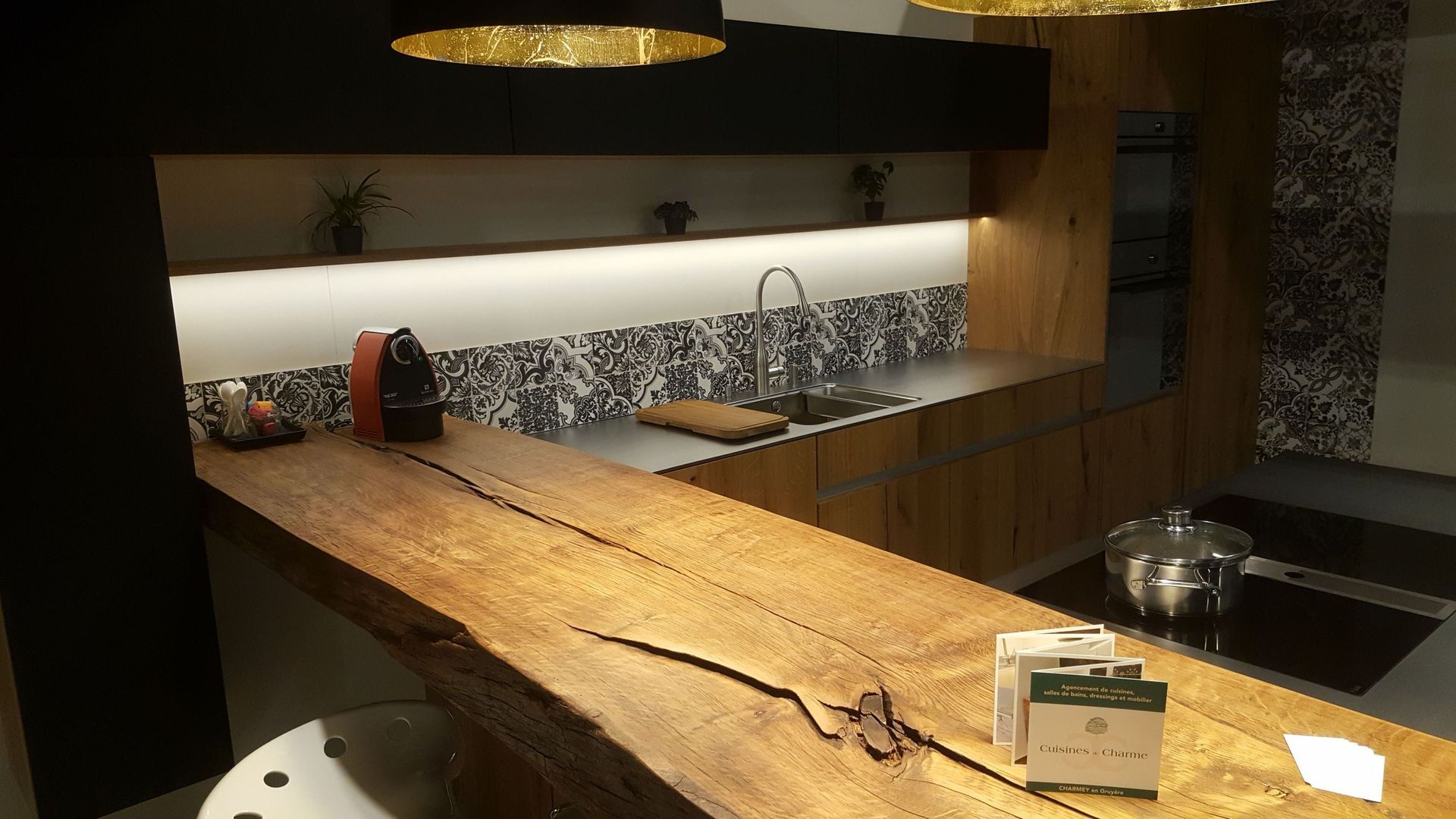 Cuisines de Charme Sàrl - Agencements, armoires, meubles de salles de bain, cuisines – Créations sur-mesure