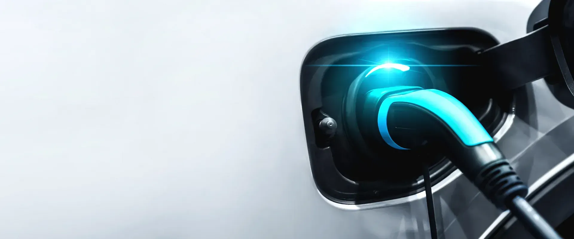 Sähkö- ja hybridiautohuolto