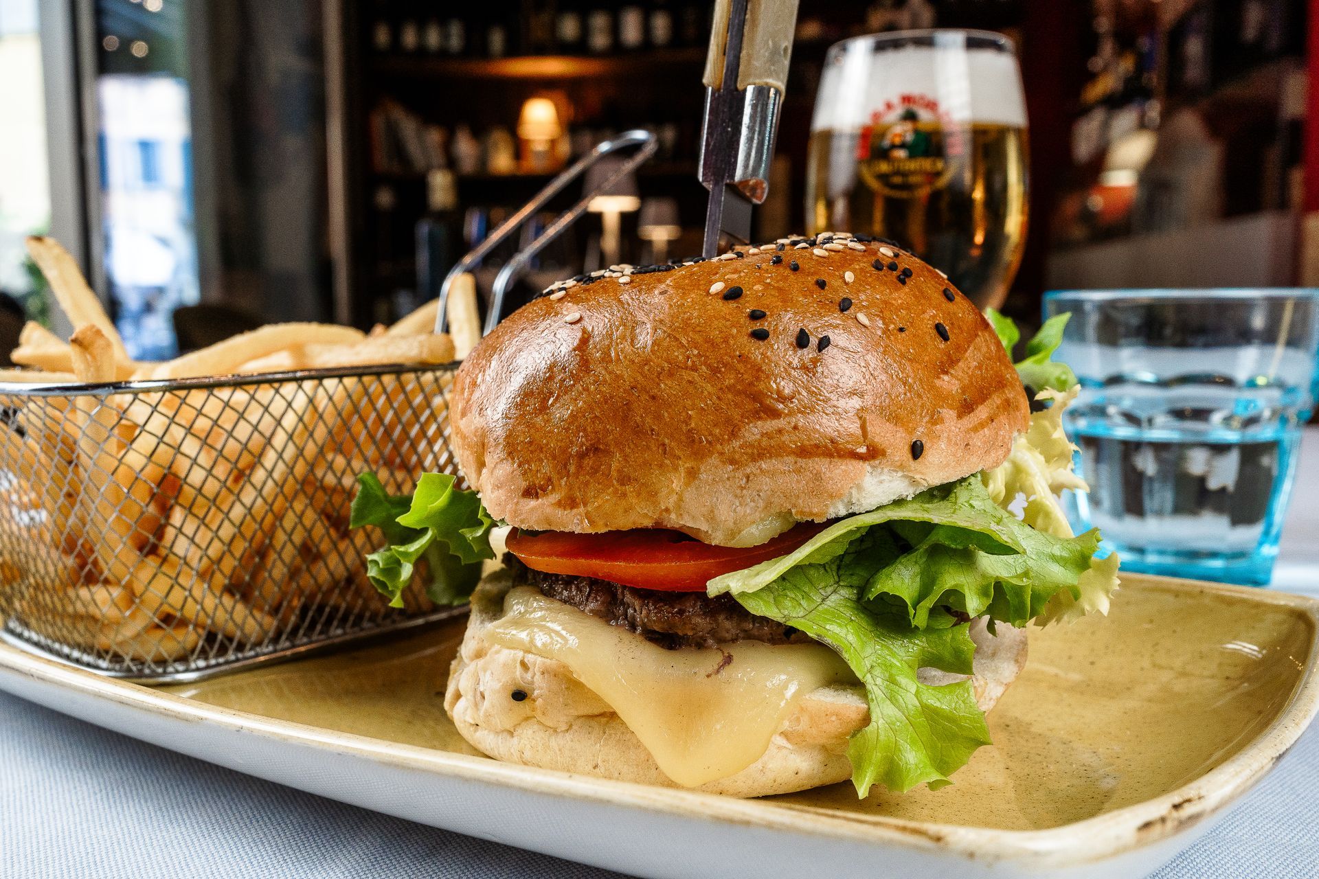 patatine fritte e hamburger - Osteria Teatro Unione L'Entrecote
