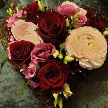 Blumengeschäft - Creativ-Floristik Blumen & Café - St. Gallen