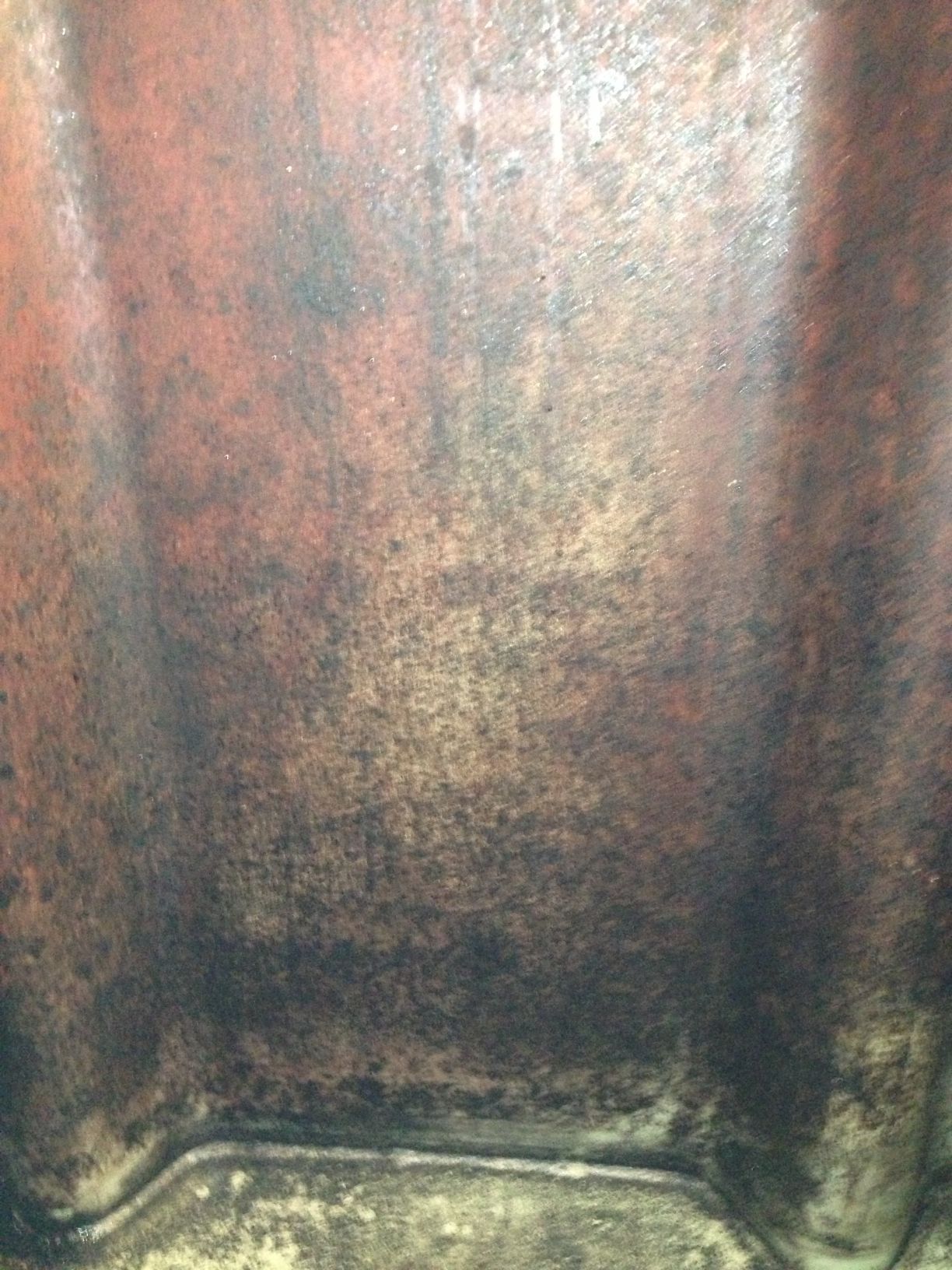 Gebäudetank vor Korrosionsschutz - Simon Wehrli Tankrevisionen GmbH in Bever