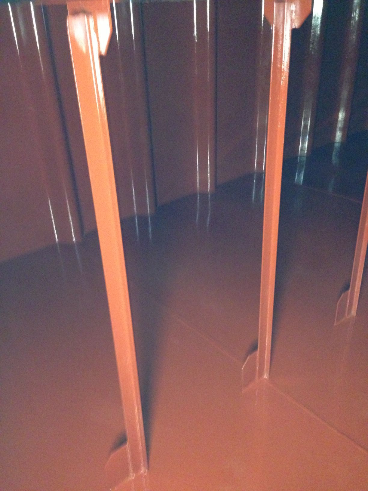 Gebäudetank nach Korrosionschutz - Simon Wehrli Tankrevisionen GmbH in Bever