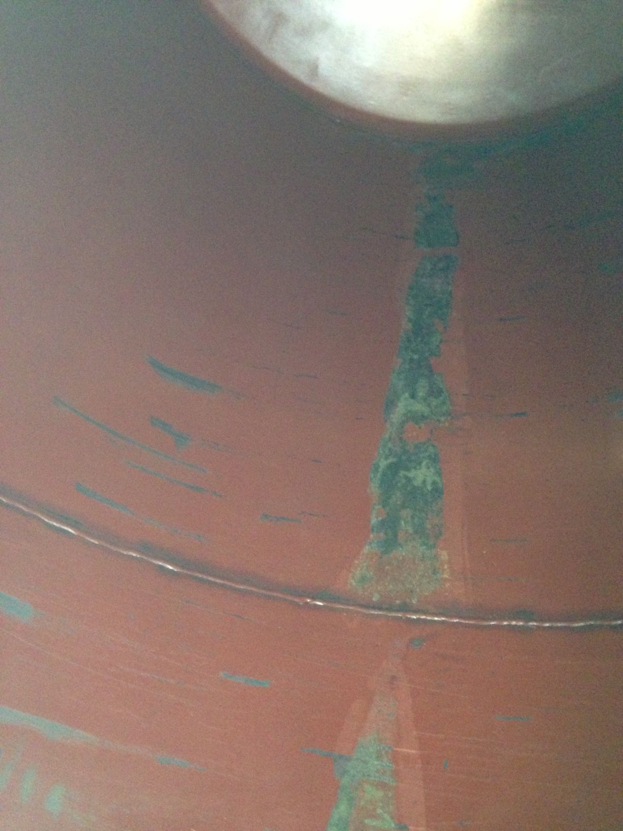 Erdverlegter Tank ohne Korrosionschutz - Simon Wehrli Tankrevisionen GmbH in Bever