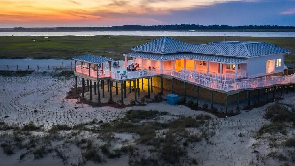 Folly Beach County Park – Serenity at the Edge of the Island