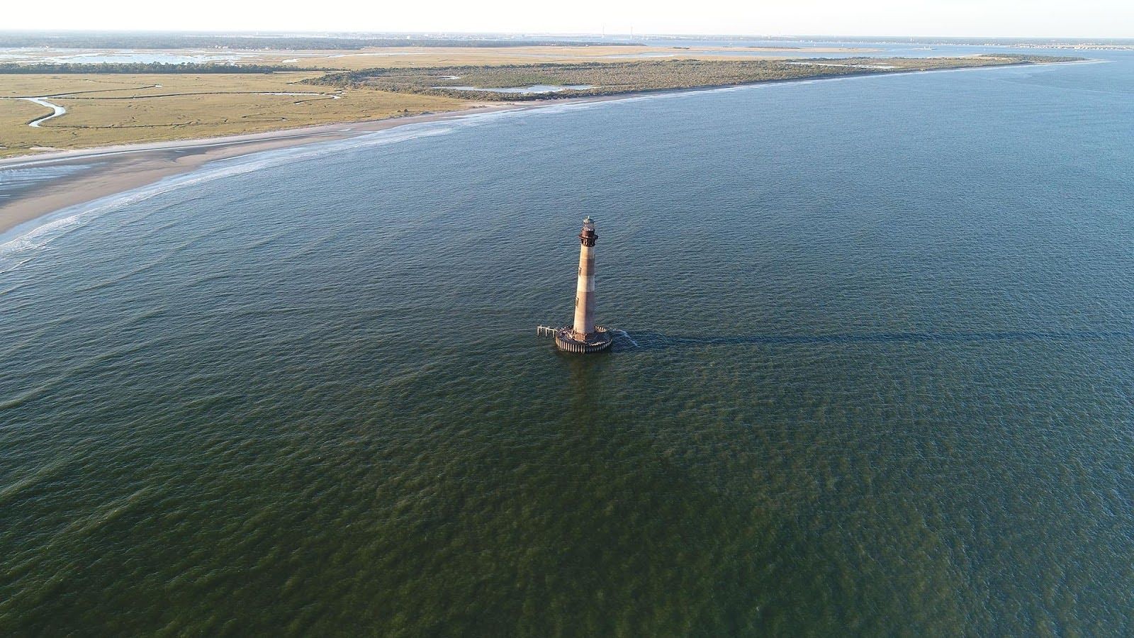 Morris Island Lighthouse Beach – A Journey Worth the Effort