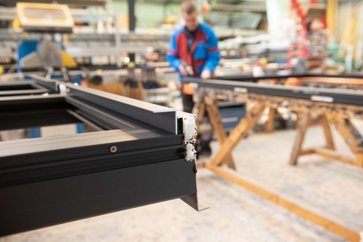 Zoom sur un montant de véranda