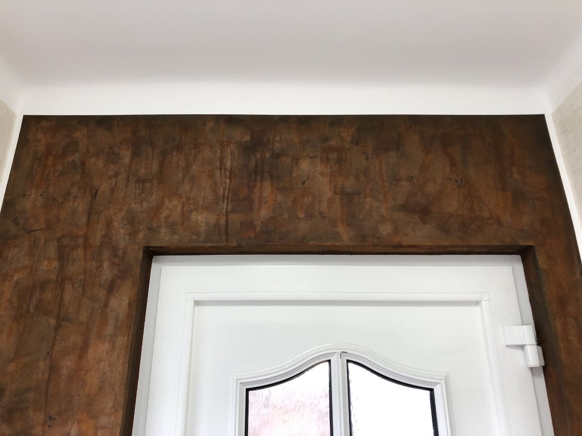 Kreative Wandgestaltung Malermeister Falkensee - weinrote Struktur