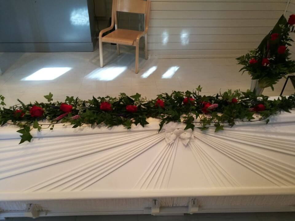 Ikikukka- ja Hautauspalvelu Ojalainen