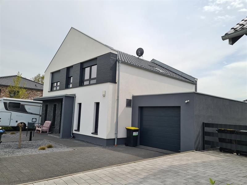 Heinz Hussels Malerarbeiten Referenzen