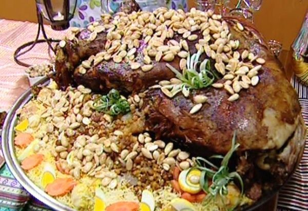 خروف على الحطب