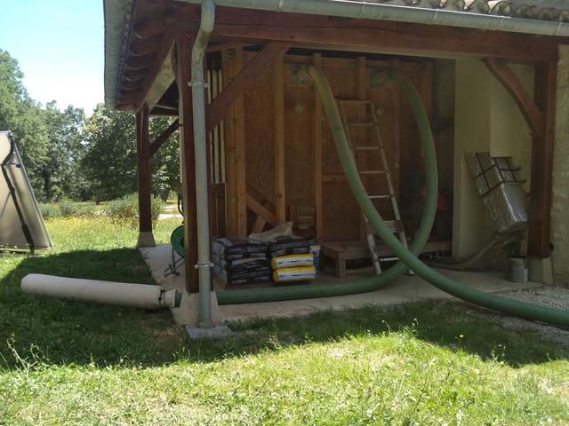 Façade d'une maison en bois