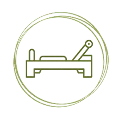 Icono de línea verde de una cama de hospital dentro de un doble círculo