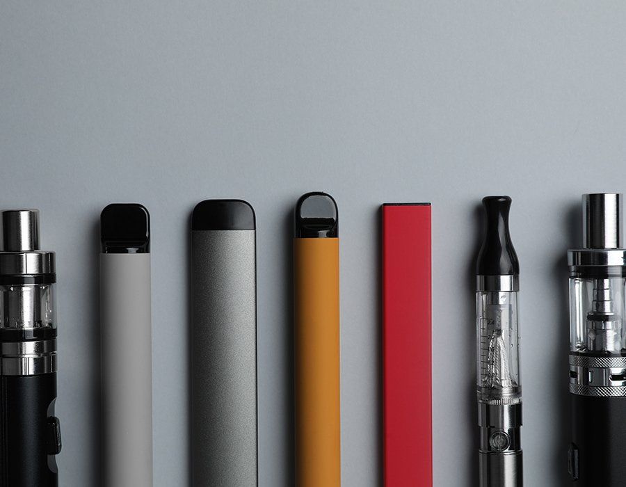 Plusieurs modèles de cigarettes électroniques