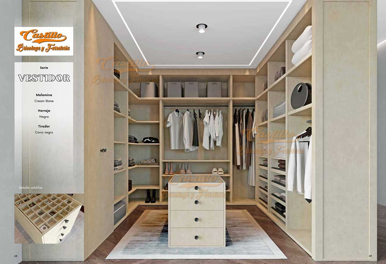 Vestidor en forma de U con estanterías de color beige, ropa para colgar y una isla central con cajones.