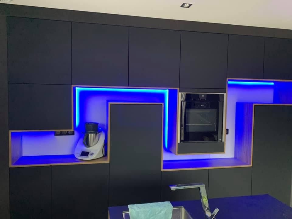 Ambiance lumineuse à LED connectée