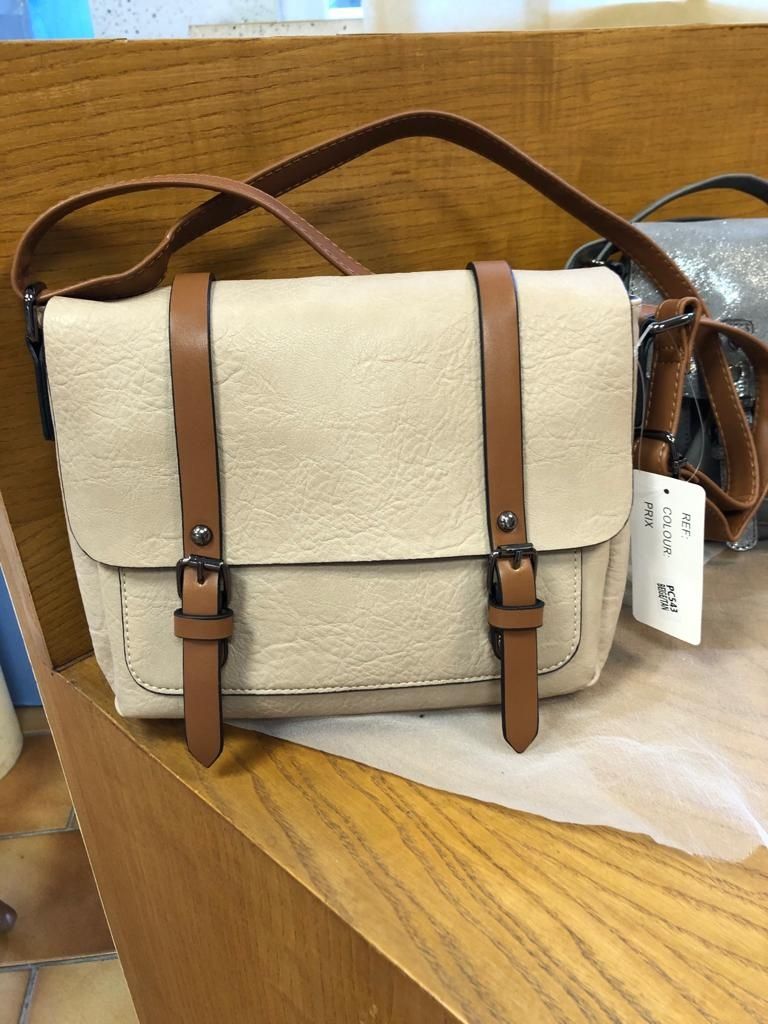 Sac en cuir beige et anses marron