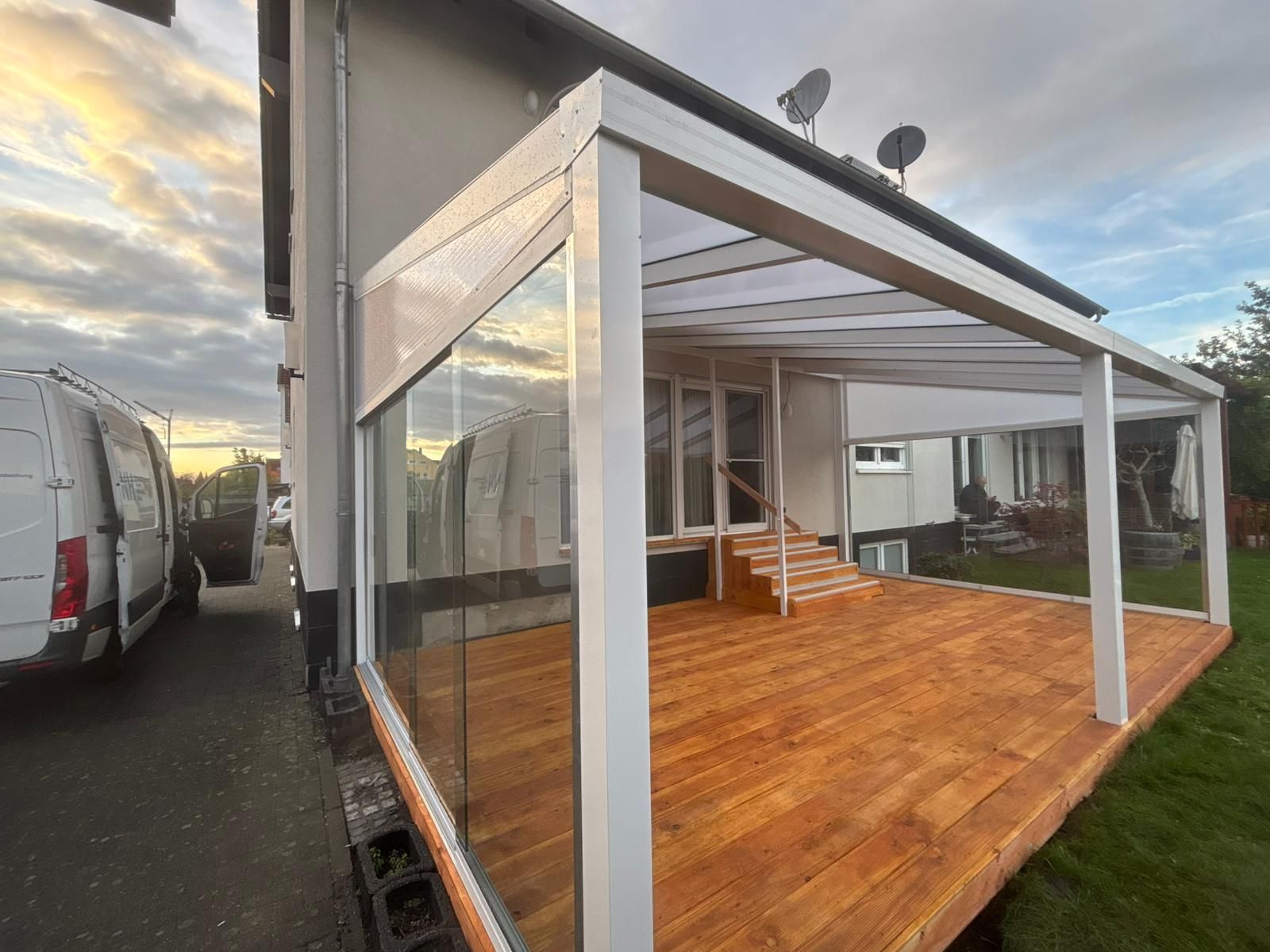 Terrassenüberdachung Mannheim mit Glasschiebetüren