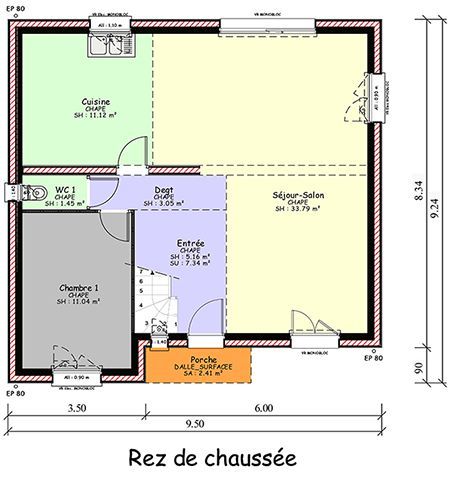 Plan de la maison à toit foncé et voiture rouge devant le garage