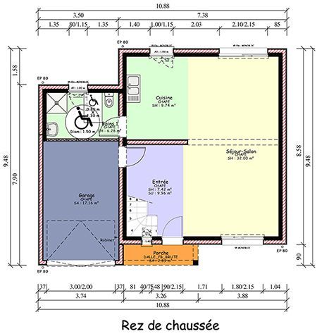 Plan de maison à étage et auvent avec porte vitrée sur la façade avant