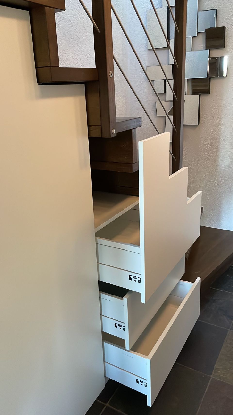 rangement sous escalier