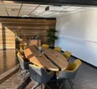 salle de réunion en bois