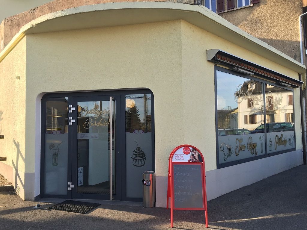 Boulangerie-pâtisserie et tea-room Bernhard - Extérieur