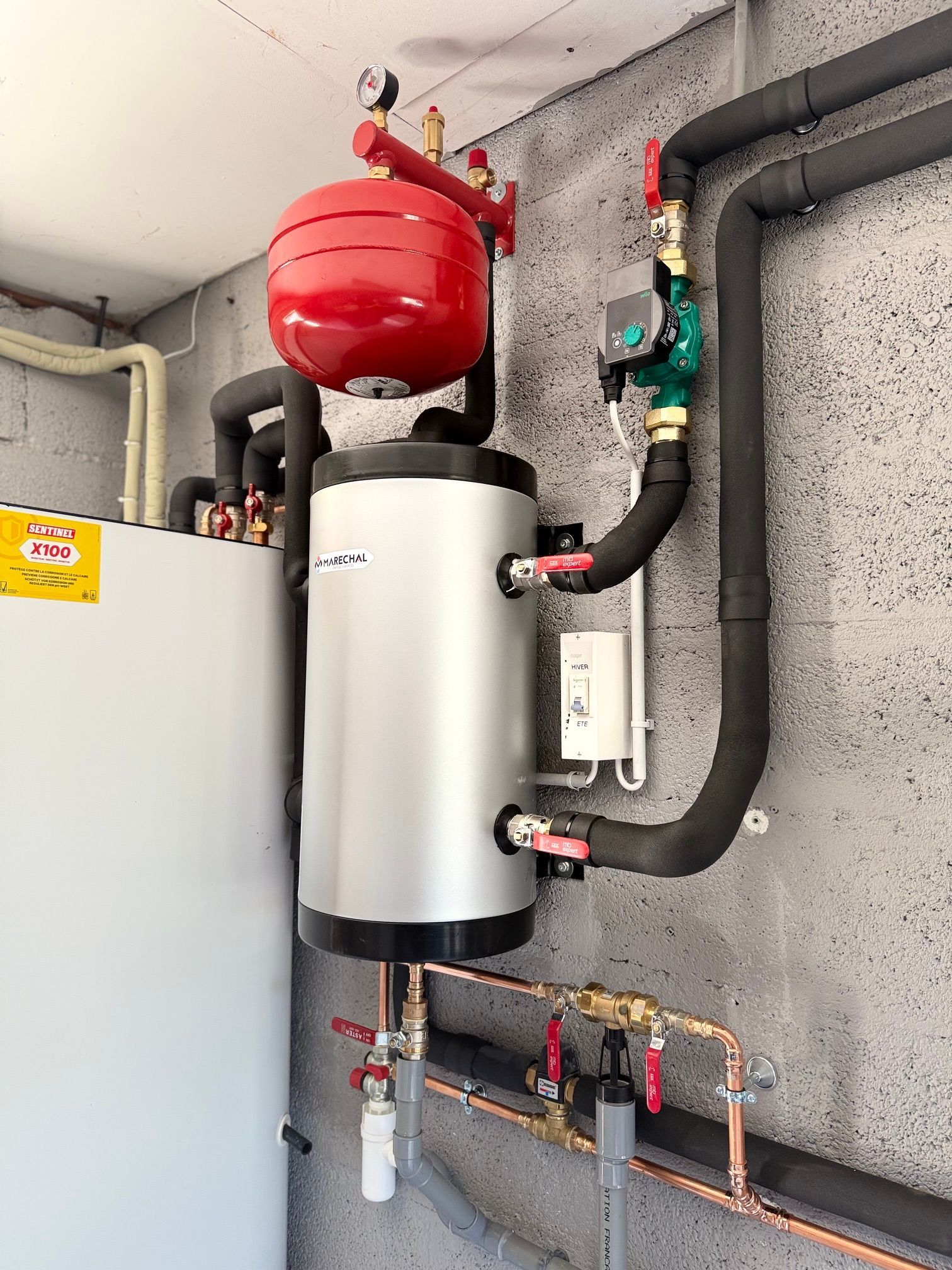 Installation d' une pompe à chaleur air/eau ALTHERMA DAIKIN