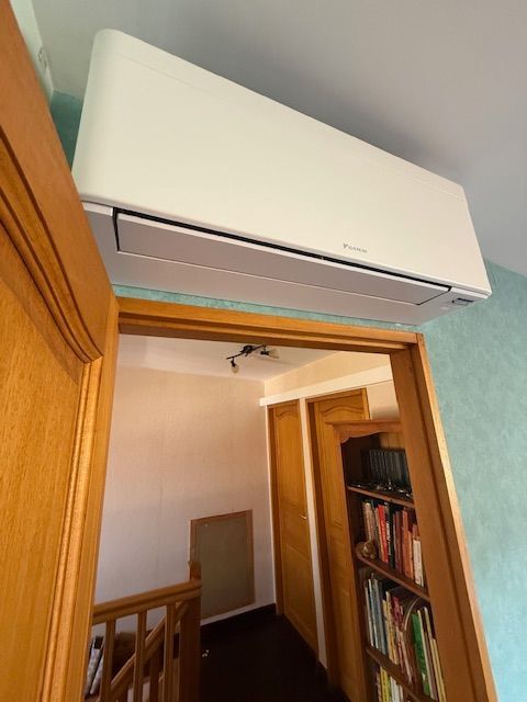 unité murale stylish blanche