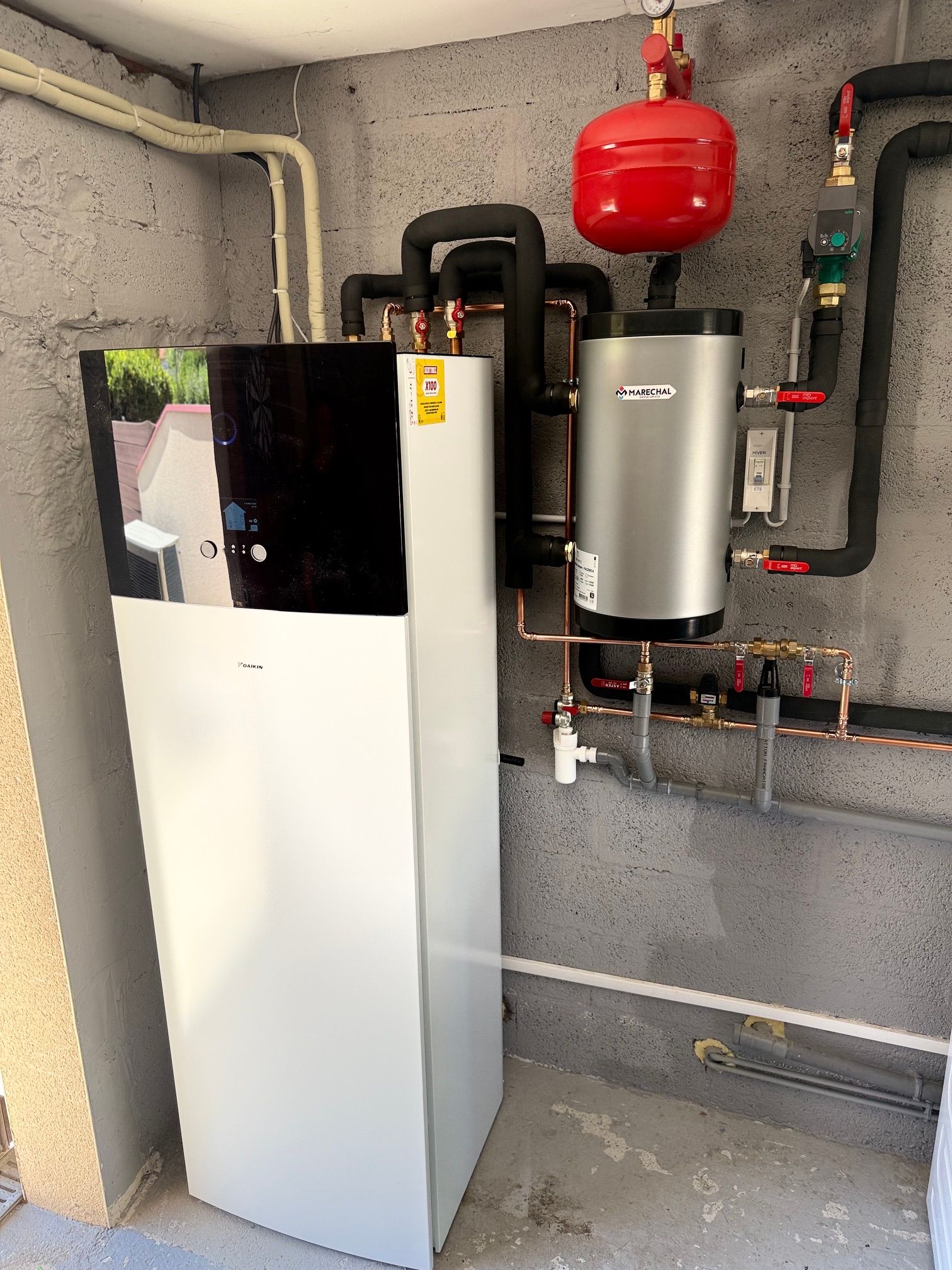 Installation d' une pompe à chaleur air/eau ALTHERMA DAIKIN