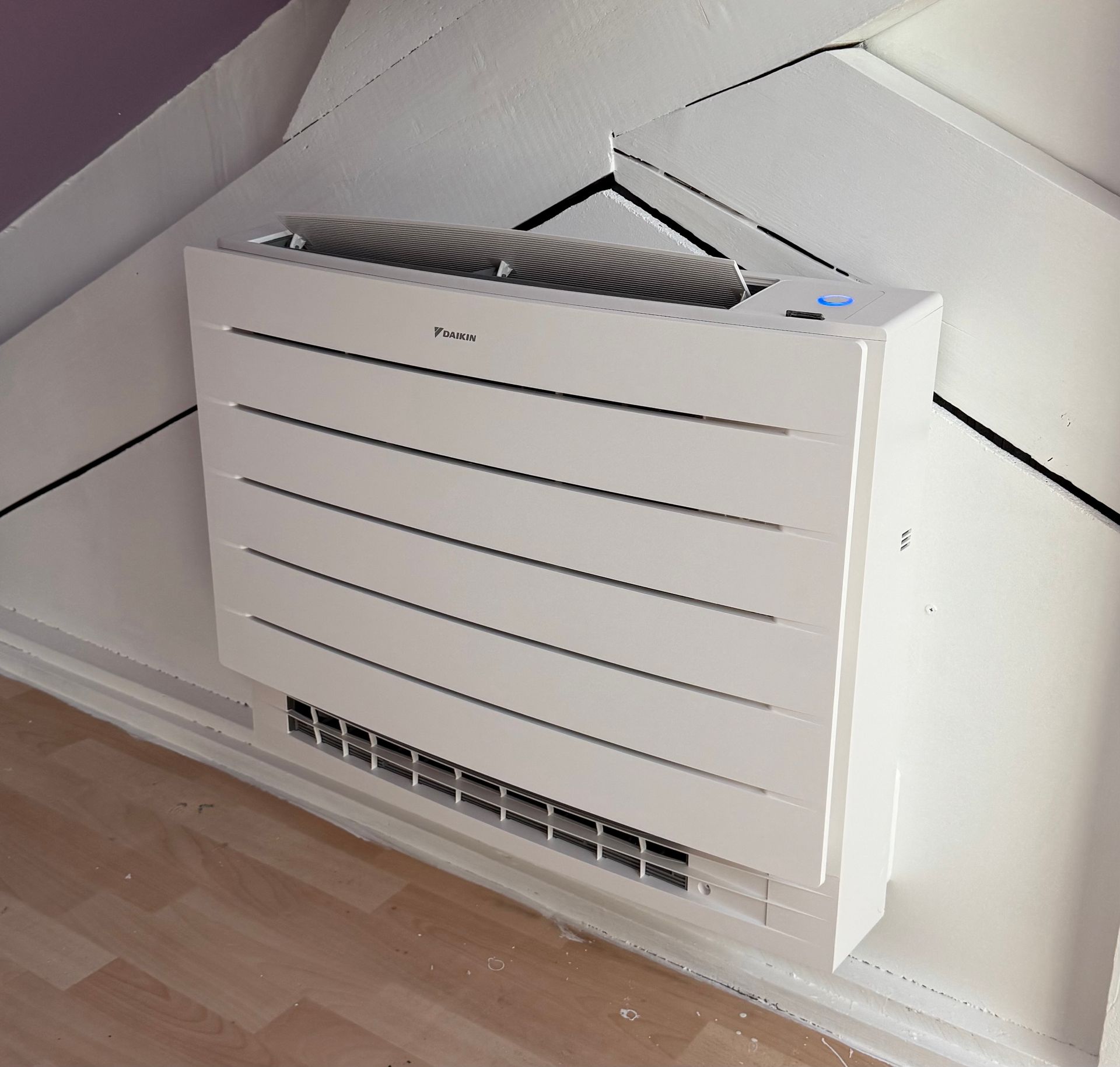 Unité DAIKIN PERFERA console pour chambre mansardée